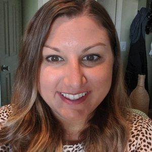 Meet your Posher, Leah